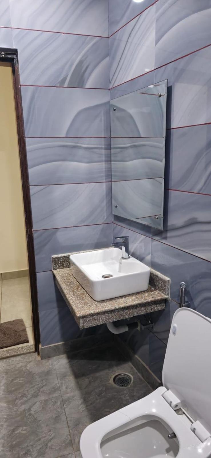 Satya Residency Hotel Катра Екстериор снимка